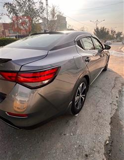 نیسان سێنترا